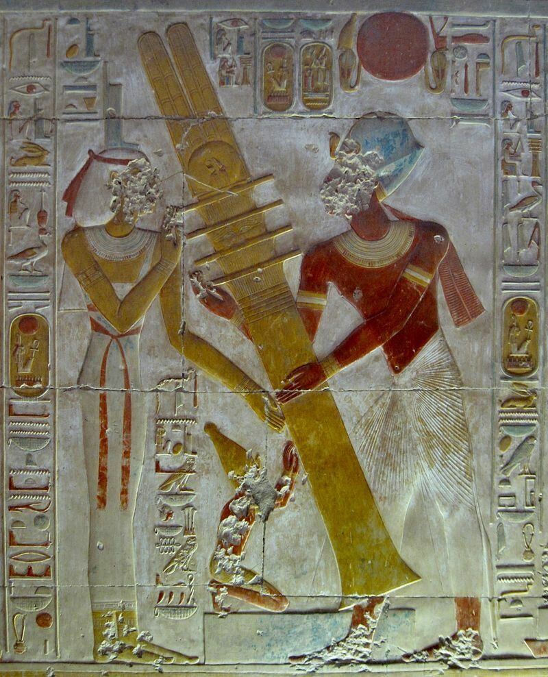 Bas-relief du Djed au temple d’Abydos